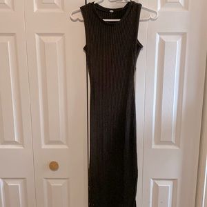 4/$20 Dark green midi sweater dress